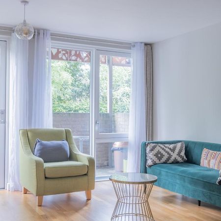 Brand New London Flat With Car Park Lejlighed Eksteriør billede