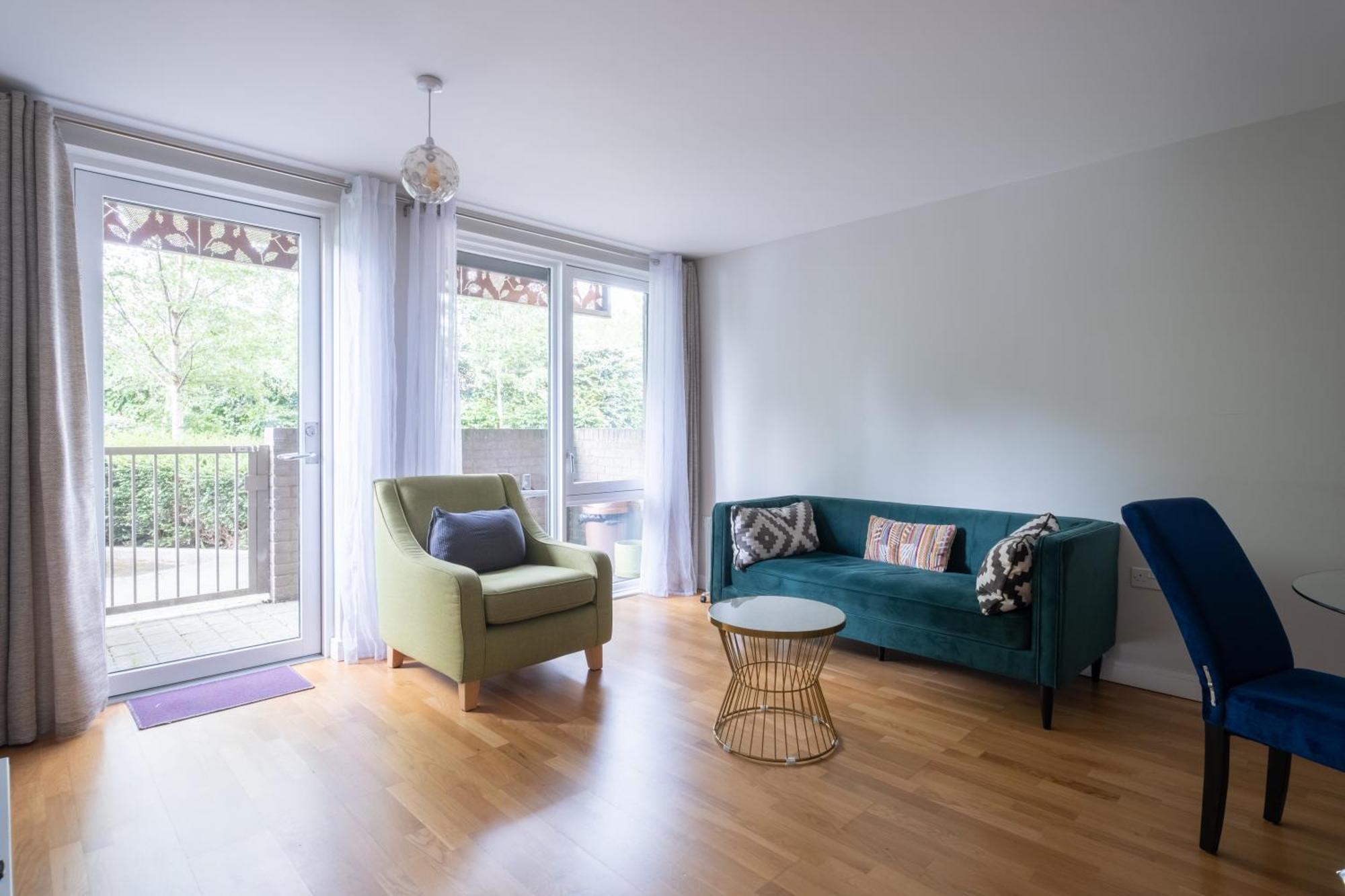 Brand New London Flat With Car Park Lejlighed Eksteriør billede